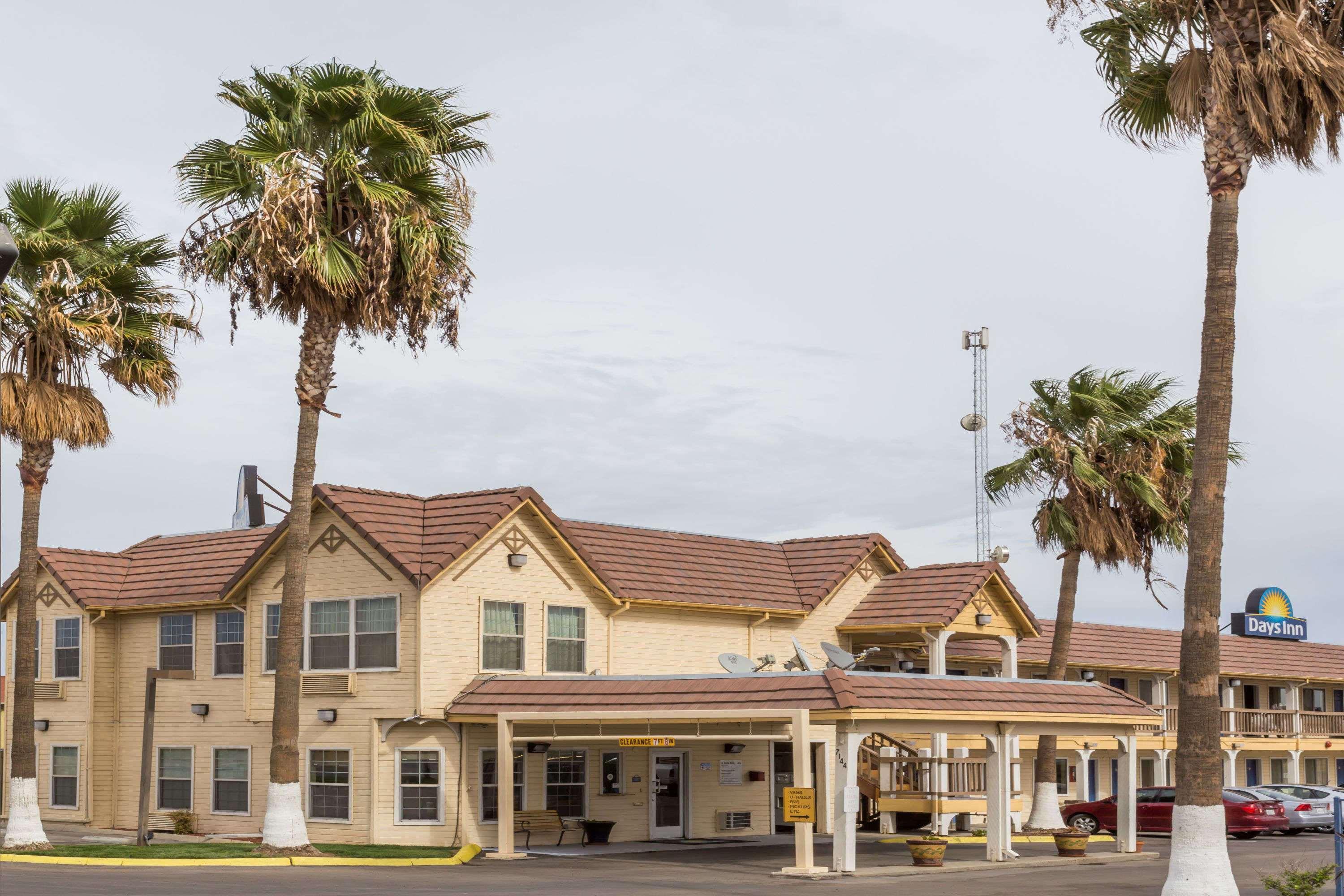 Days Inn By Wyndham Westley Exterior foto