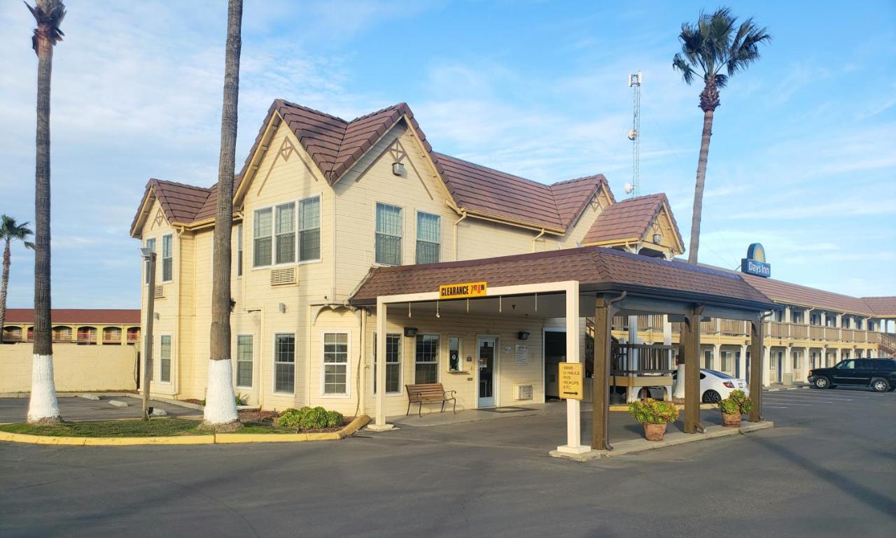 Days Inn By Wyndham Westley Exterior foto
